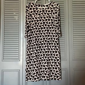 Intrend : Cream and Black Floral/Leaf Print Dress - M/L